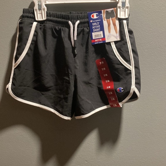 BRAND NEW GIRLS ACTIVE SHORTS SIZE 7/8! NWT! SMOKE FREE HOME! - Picture 3 of 4
